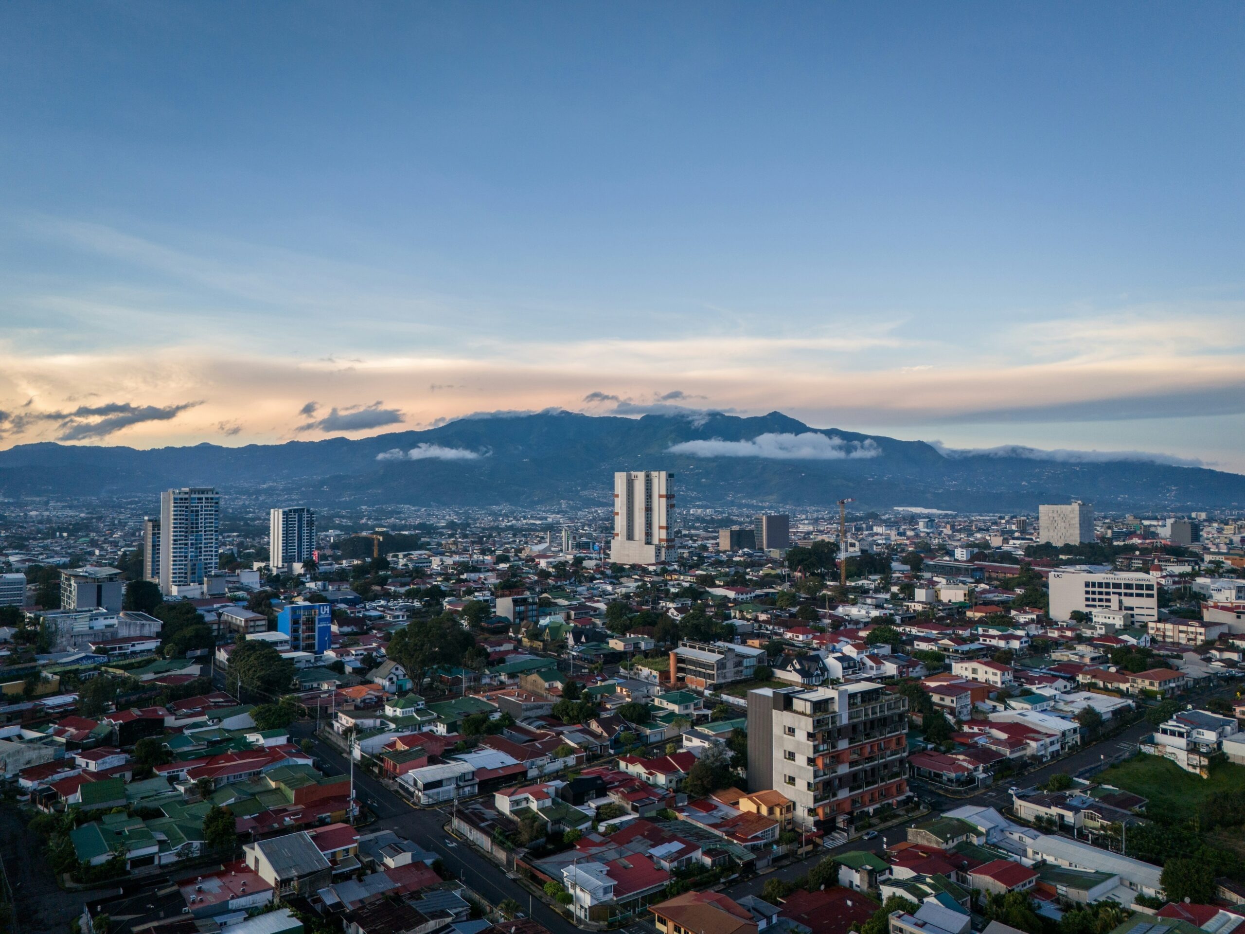 cesar-badilla-miranda-IHitgTQbZNs-unsplash (1)